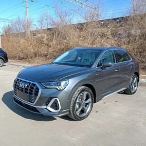 AUDI Q3 2021-22 год пробег до 120000 км