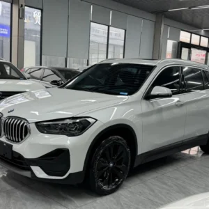 BMW X1 2021 год пробег до 120000 км