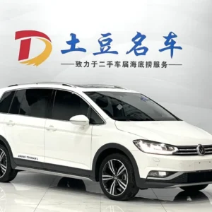 VOLKSWAGEN TOURAN 2022 год пробег до 110000 км