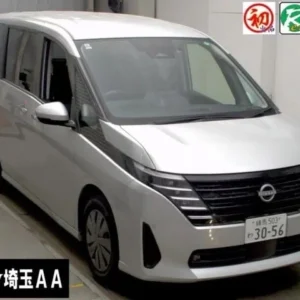 NISSAN SERENA 2022-23 год пробег до 70000 км