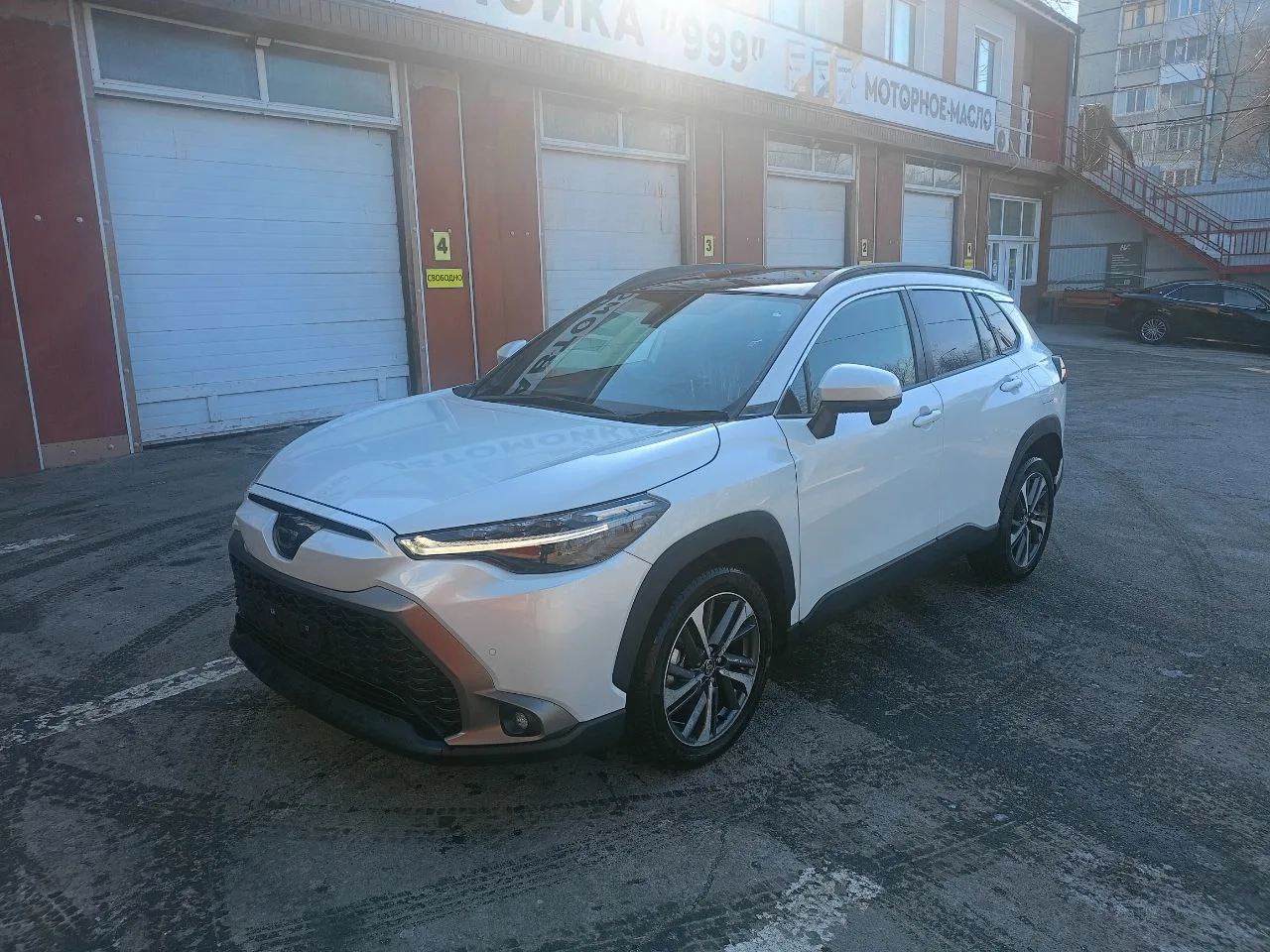 TOYOTA COROLLA CROSS 2023 год пробег до 120000 км
