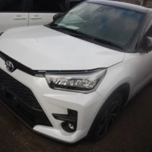 Toyota Raize 1.0 Z 2020 год пробег до 100000 км